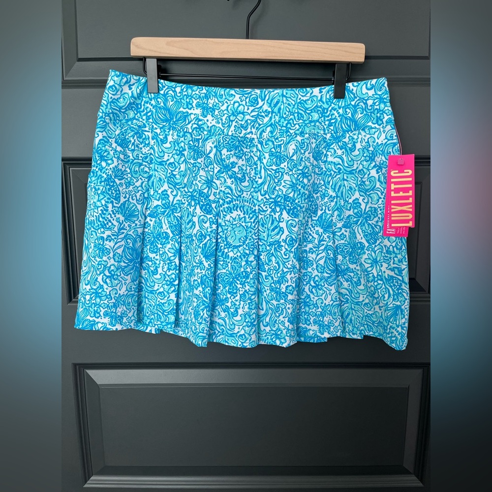 Lilly Pulitzer Blue & White Luxletic Priska Skort UPF 50+ Took Me By Sunrise Gol